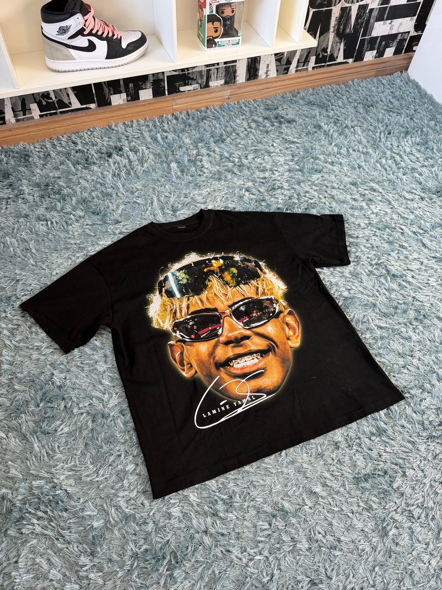 LAMINE BIG FACE GRAPHIC TEE