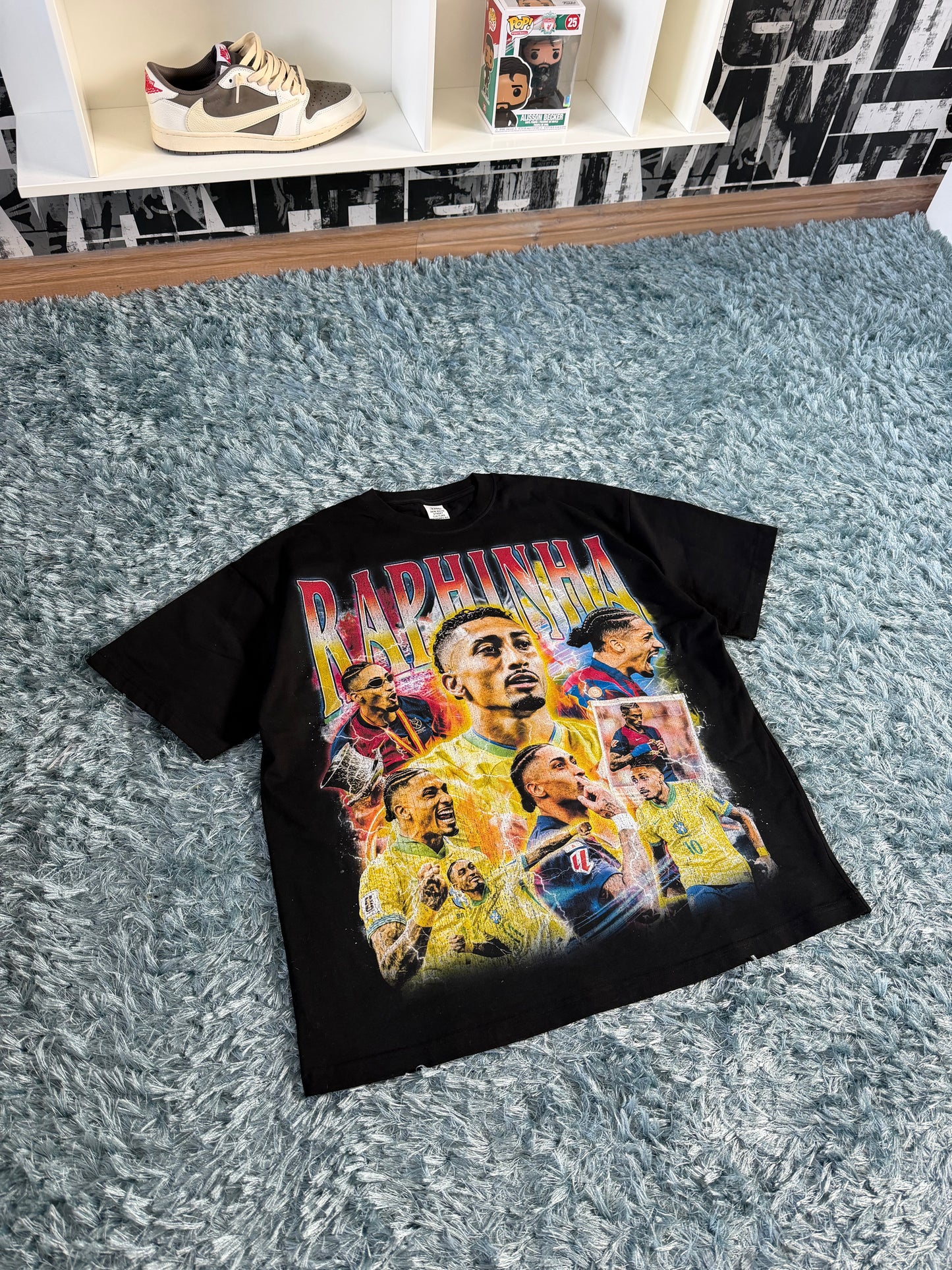 RAPHINHA GRAPHIC TEE